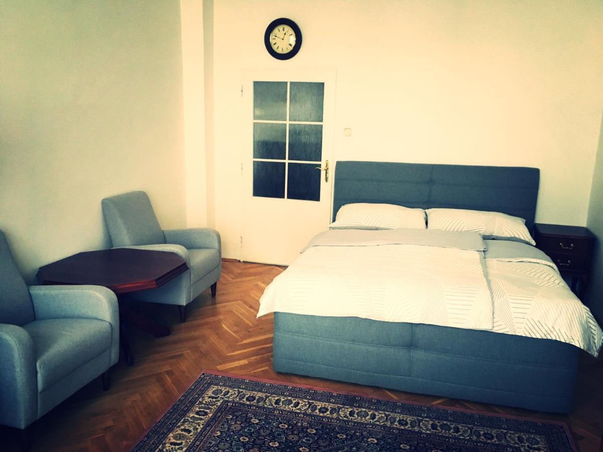 Apartment Anna Vysehrad Prag Exterior foto